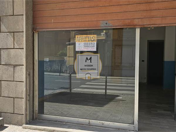 CHIAVARI-NEGOZIO-40MQ