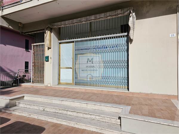 SESTRI LEVANTE-NEGOZIO-60MQ